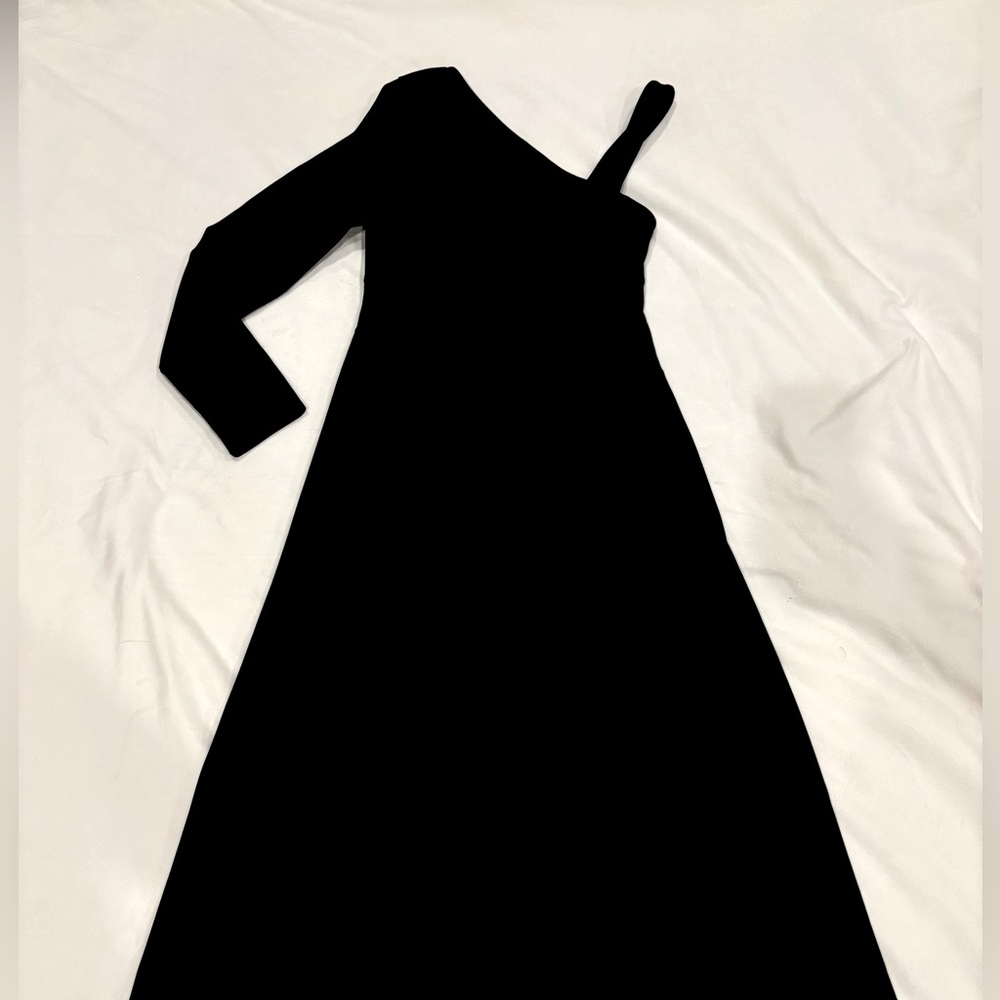 NWOT ZARA one shoulder midi dress